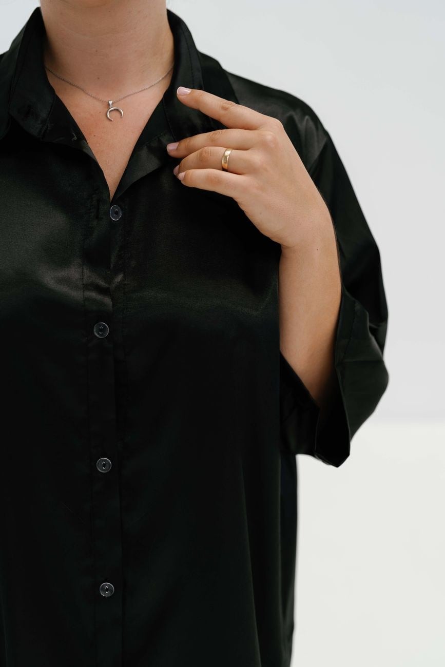 Camisa de Cetim Preta — Blusas de atacado